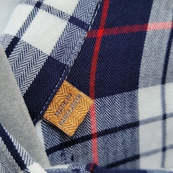 Plus size Jachs Girlfriend Flannel Cap Sleeve Shirt - Picture 5 of 8